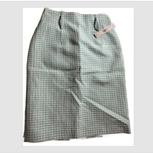 Antonio Melani White Skirt with Green Dots Size 0